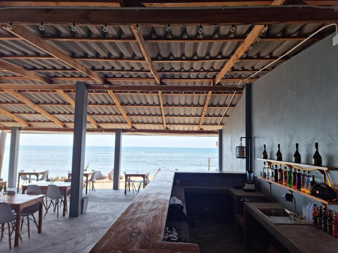 Scandinavian Beach Resort Ko Lanta Exteriör bild