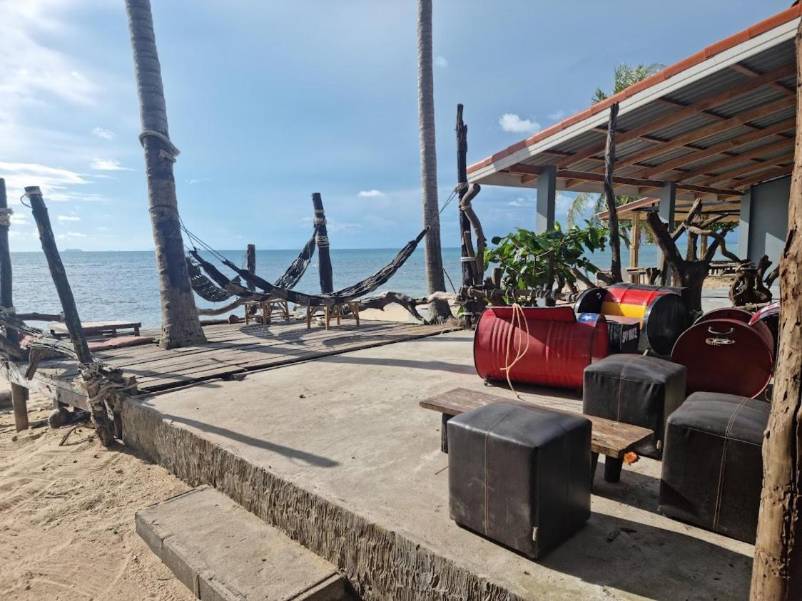 Scandinavian Beach Resort Ko Lanta Exteriör bild